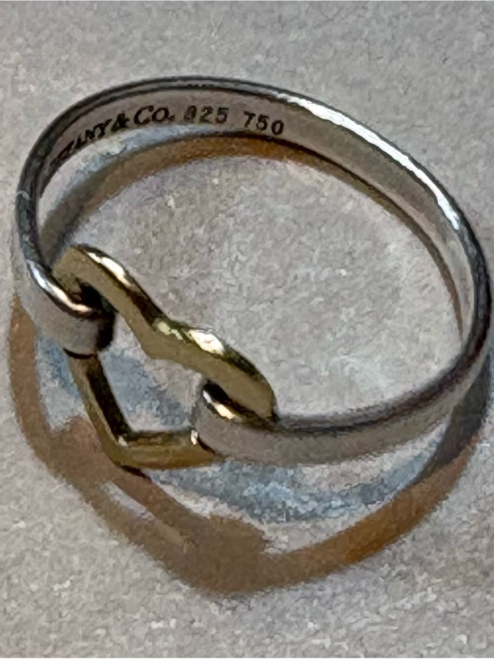 Tiffany & Co. Two-Tone Linked Heart Ring - Silver & Gold